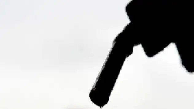 Benzine indirim geldi