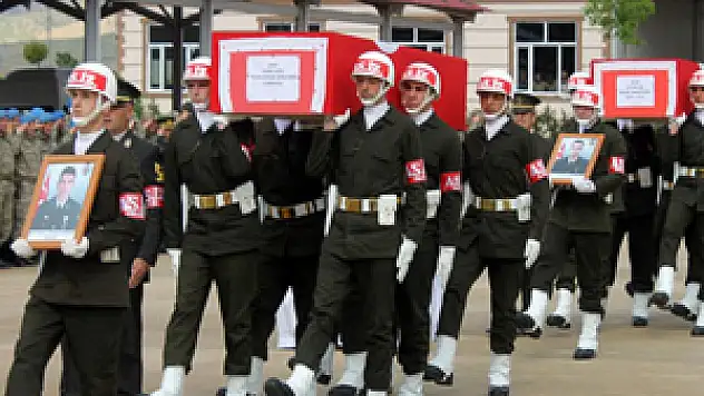 Nusaybin şehitleri gözyaşlarıyla uğurlandı