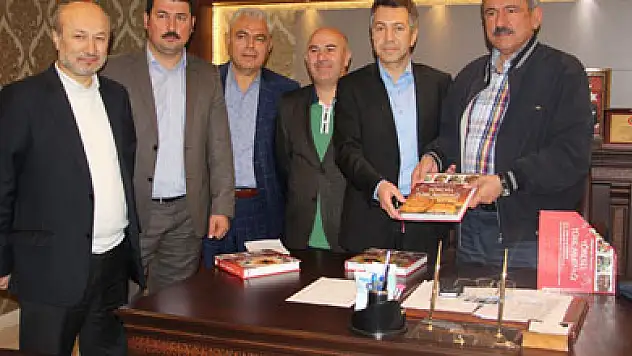 VEZİRKÖPRÜ PLATFORMU'NDAN KÜTÜPHANEYE BİN KİTAP