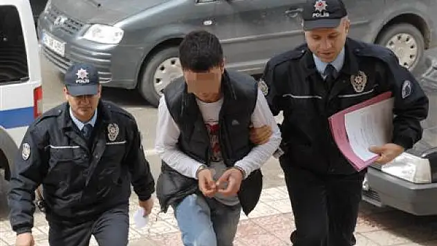 Börekçiden para hırsızlığına gözaltı