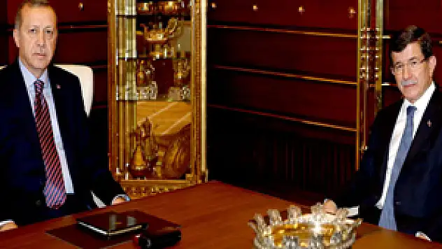 Davutoğlu, Erdoğan'a kırgın mı?