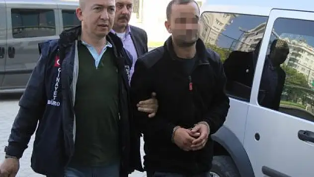 KAYINPEDERİNİN EVİNİ KURŞUNLADI