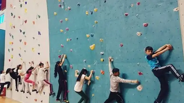 DİGORLU SPOR TIRMANIŞÇILAR EN İYİ 8 SPORCU ARASINDA GİRDİ