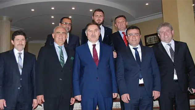 Cumhurbaşkanı Başdanışmanı Malkoç'tan Yılmaz'a Ziyaret