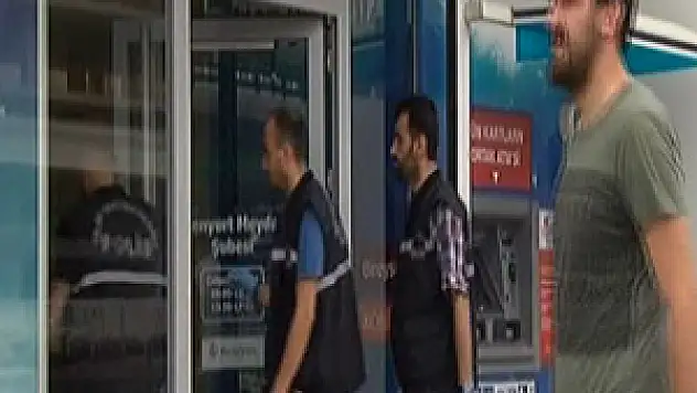 Esenyurt'ta güpegündüz banka soygunu