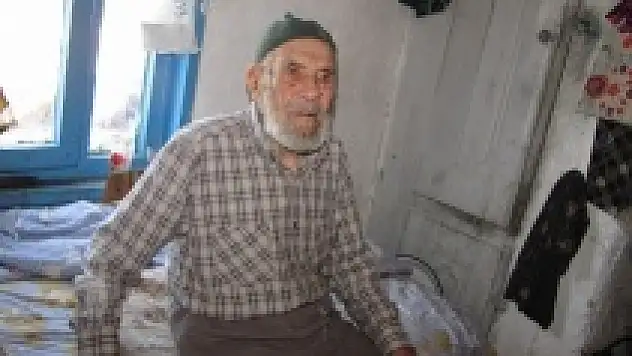 108 yaşında hafızasıyla şaşırtıyor