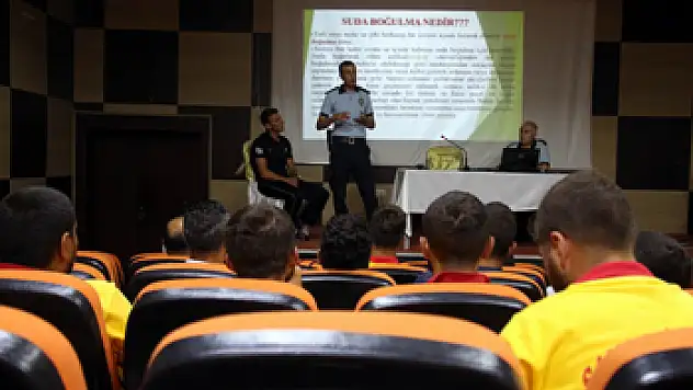 Dalgıç Polislerden Cankurtaranlara Eğitim