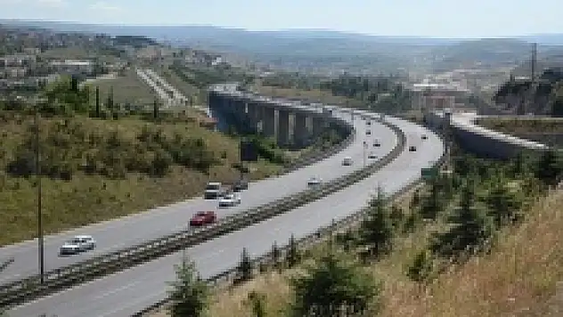 TEM'de araç yoğunluğu azaldı