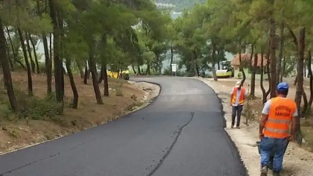 Kanyon yolu asfaltlanıyor