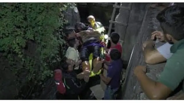 Yaşlı adam, tıkanıklığı gidermek için girdiği su kanalında zehirlenerek öldü