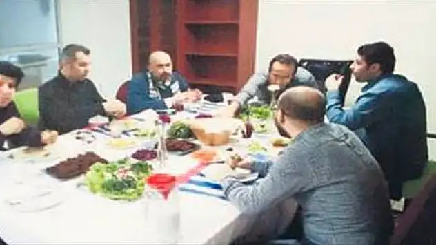 Fuatavni'nin ekibi ortaya çıktı!