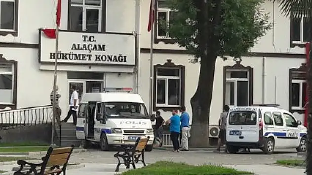 Alaçam'da FETÖ/PDY operasyonunda 2 kişi tutuklandı