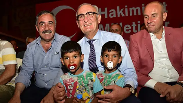  Başkan Yılmaz: 'İhtilalci kahpelere millet dur dedi'