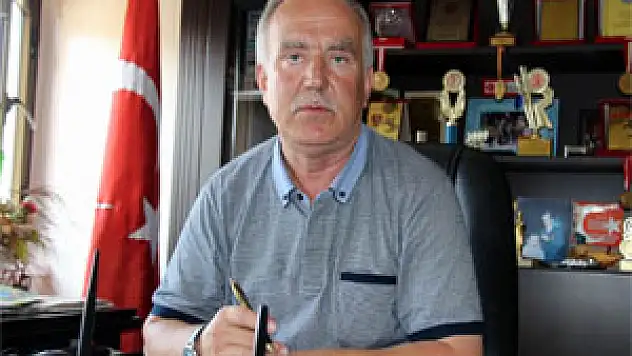 Berberler, usta belgesiz dükkan yabancılardan rahatsız