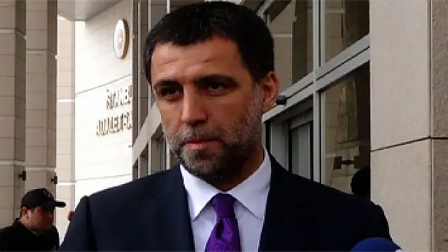 Hakan Şükür ve babası hakkında gözaltı kararı çıkartıldı