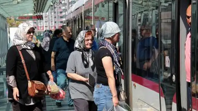 Tramvayda mevcut ücretlere zam yok