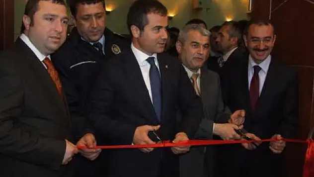 HEM, Yılsonu sergisi büyüledi…