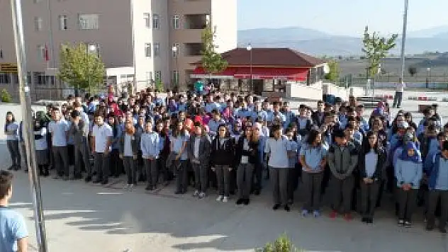  Bu okulun zili çalmadı 