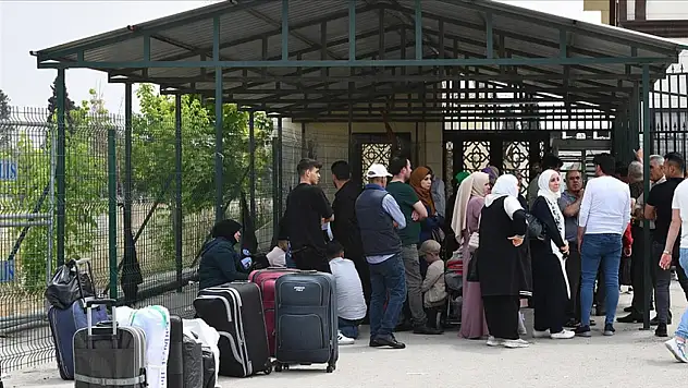 509 bin 387 Suriyeli ülkesine döndü