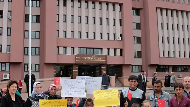 Velililerin izinsiz basın açıklamasına müdahale