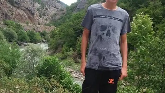 Ağır yaralanan motosiklet sürücüsü hayatını kaybett