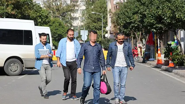 30 polise FETÖ gözaltısı