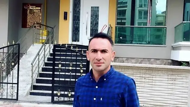  Yaptığı binaya Halisdemir'in ismini verdi