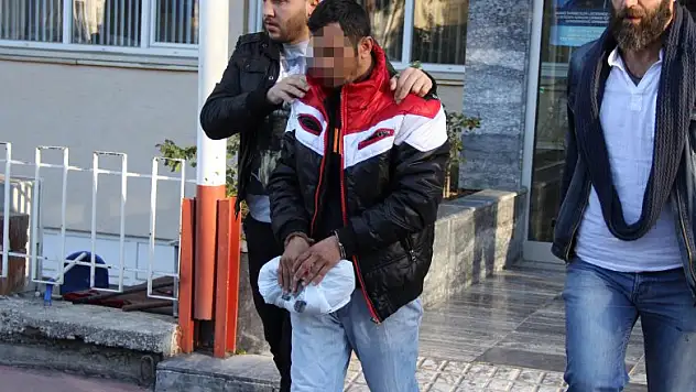 Uyuşturucu ticaretine 4 gözaltı