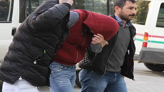Uyuşturucu ticaretine 2 tutuklama