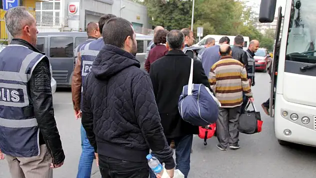 FETÖ'nün üniversite yapılanmasına 12 tutuklama