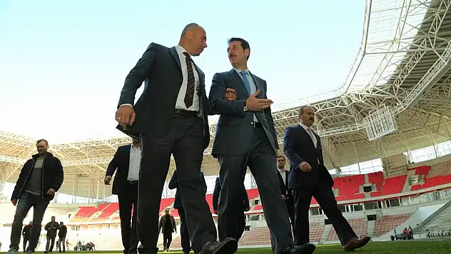 Başkanlar yeni stadı inceledi  (Fotoğraflı)