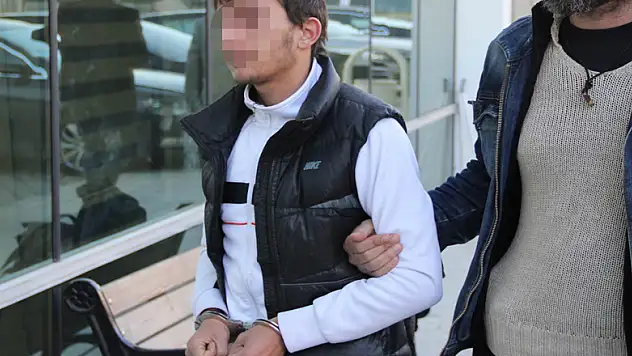 Bonzai ticaretinden tutuklandı