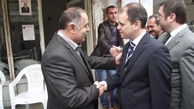 Kılıç 'Muhtarlar Baş Tacımız'