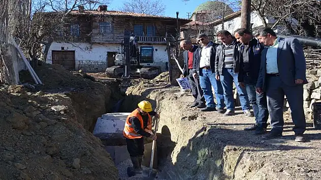 Kırsaldaki mahallelerin alt yapısına neşter