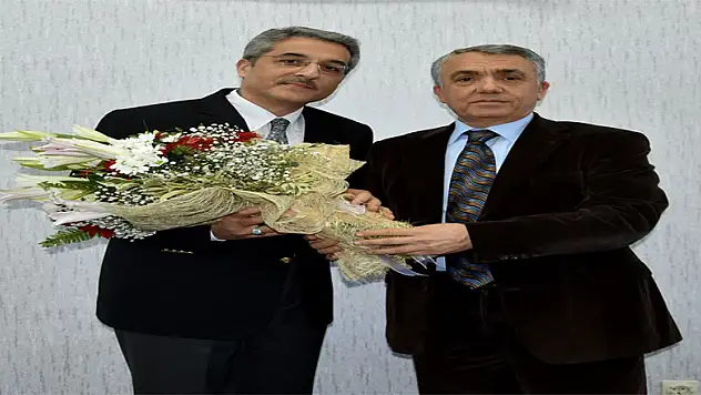 OMÜ İlahiyat Fakültesi'ne Prof. Dr. Cafer Sadık Yaran atandı