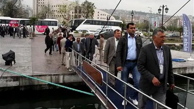 Kentler birliği üyeleri deniz gezisine çıktı