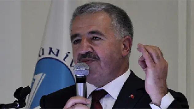 Bakan Arslan'dan Türk arama motoru müjdesi