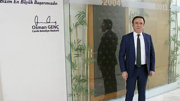  Makam kapısız başkan