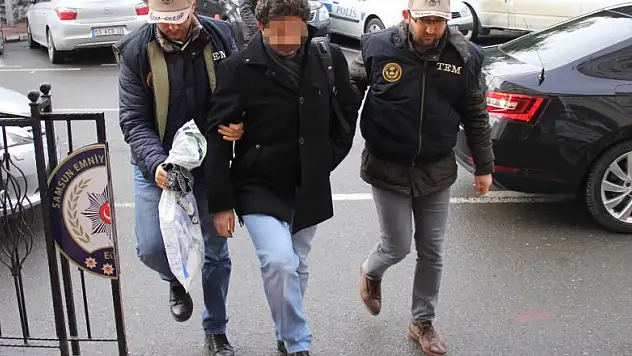  FETÖ'nün emniyet yapılanmasına operasyon: 5 gözaltı