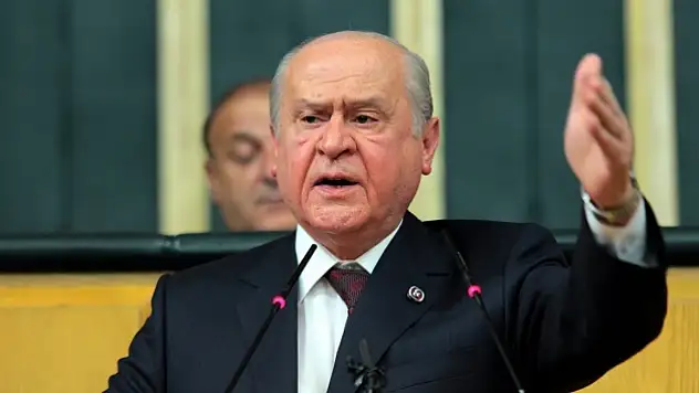 Bahçeli'den Reina açıklaması