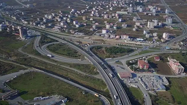 Tekkeköy'deki viyadük ve kavşak çalışmasının yüzde 49'u tamam