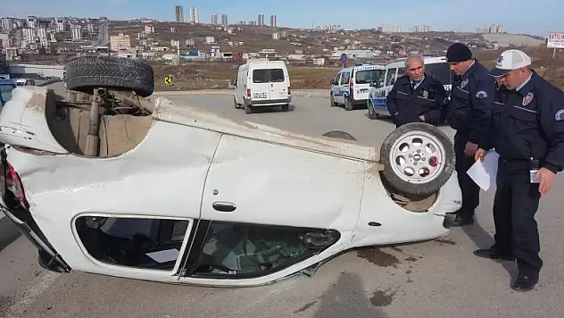 Otomobil takla attı: 1 yaralı