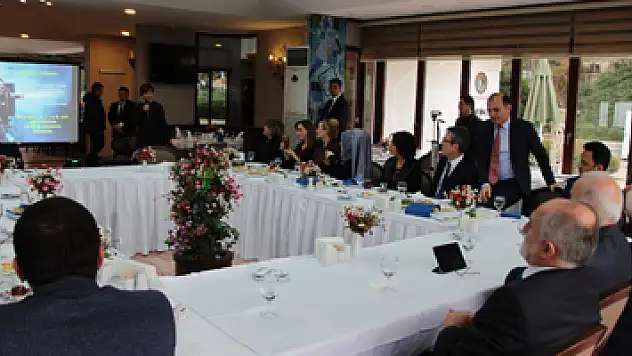 Vali Şahin: 'Her yıl 7,6 milyon nüfus kanserden kaybediliyor'