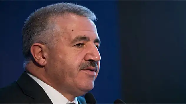 Bakan Arslan: Dünyanın en büyük köprüsünü yapmış olacağız