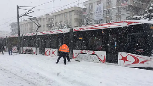 'Raylı sistem hattında hizmet sürüyor'
