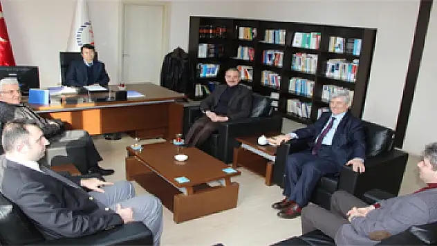 Hukuk Fakültesinin yeni dekanı göreve başladı