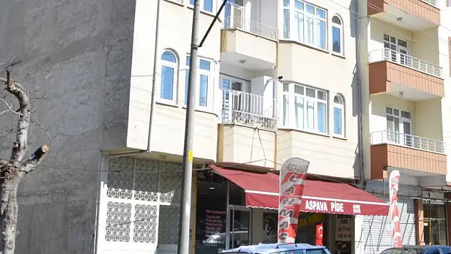 82 yaşında silahla intihar etti