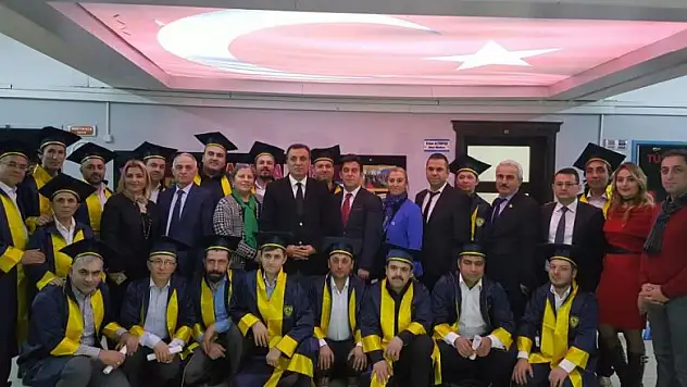 Babalar belgelerini aldı 