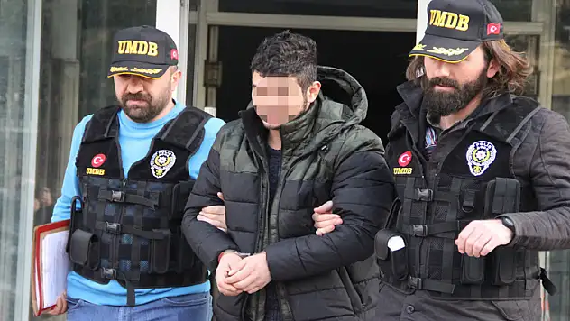 Uyuşturucu hapla yakalanan genç serbest