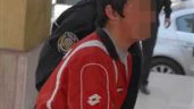 İçki gaspına 3 tutuklama